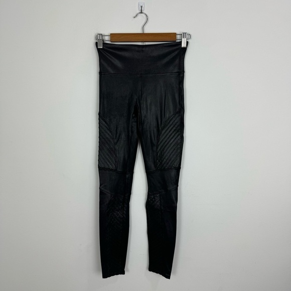 SPANX Faux Leather Moto Leggings Black Size Small Petite NWT - Picture 2 of 15